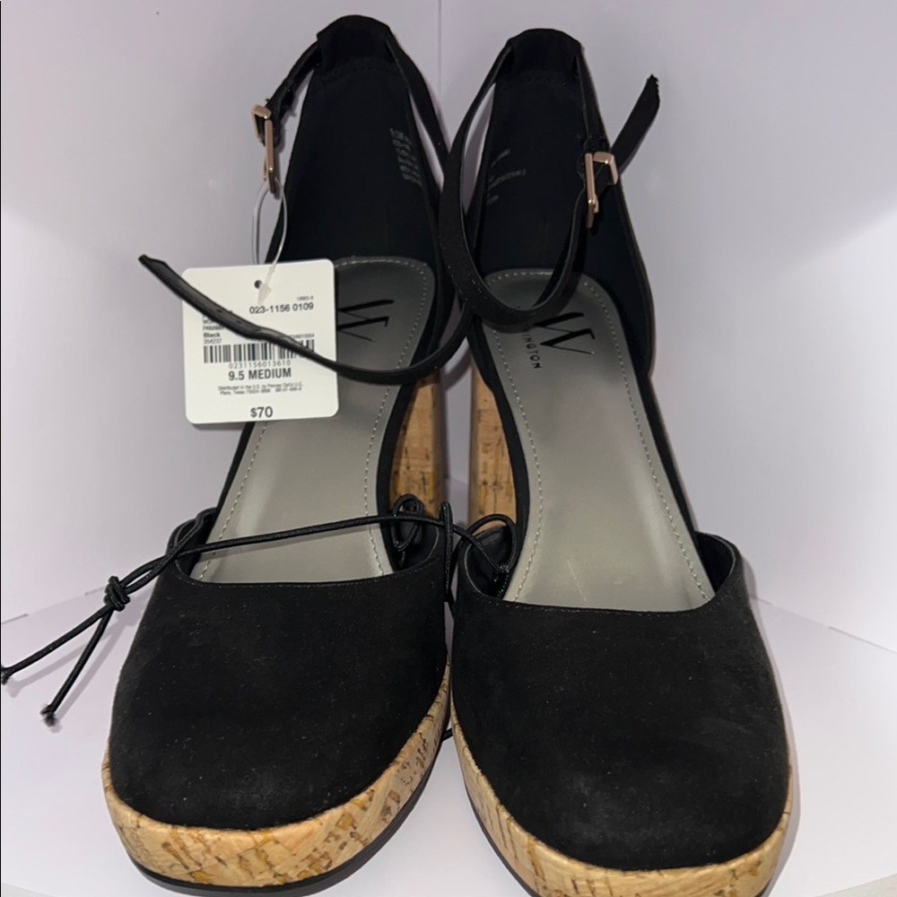 Worthington Black and Tan Heels